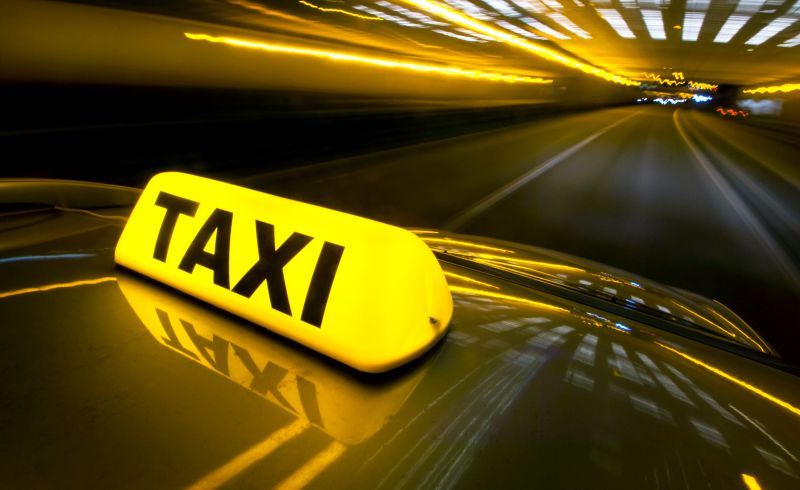 Taxi & Wypożyczalnia samochodów