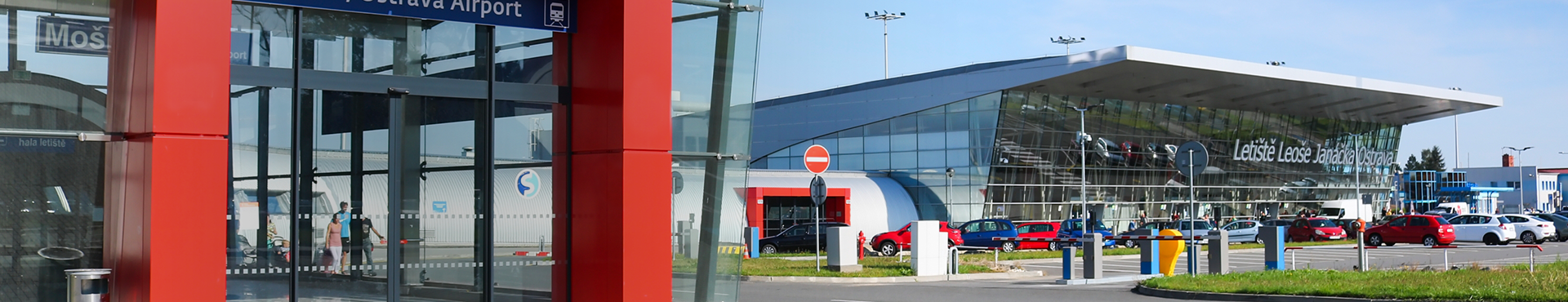 Parking cheaply at the airport